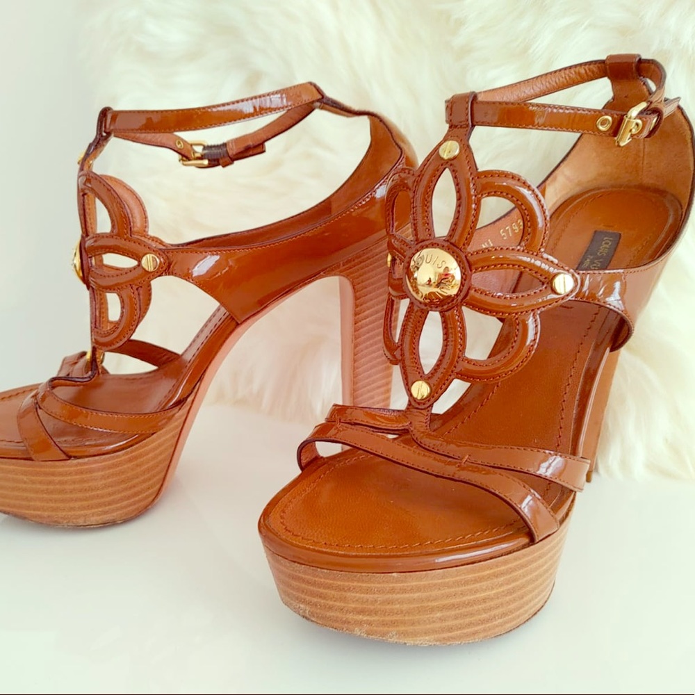 Louis Vuitton Patent Leather Sandal size 37